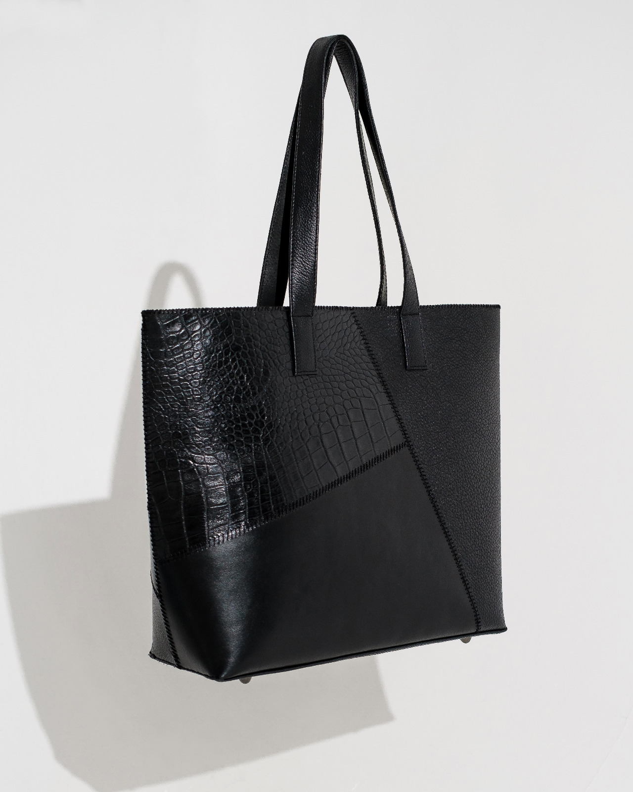 Leather bag
